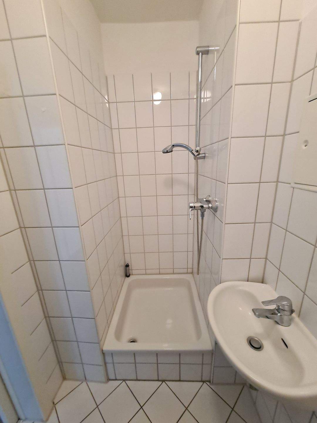 2 Raum Whg mit Balkon in Gablenz Nähe Versorgungszentrum – Chemnitz – Vorschaubild 7