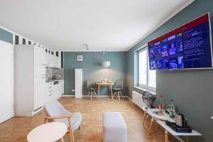 Stilvoll eingerichtetes Studio in Dresden