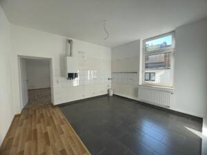 Altbaucharme trifft moderne Ausstattung! Großzügige 3-Zimmer-Wohnung ab sofort frei – 40215 Düsseldorf – Vorschaubild 6