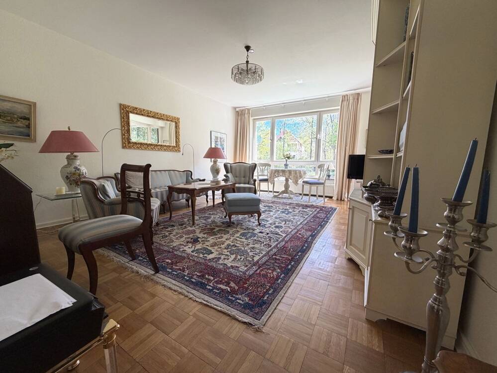 Attraktive Wohnung (EG) mit viel Platz in gefragter Lage, Balkon mit Gartenblick und eigener Garage – Berlin – Vorschaubild 2