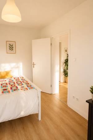 Top-Lage! Modernisierte 3-Zimmer Wohnung in der Leopoldstraße – 80804 München – Vorschaubild 7