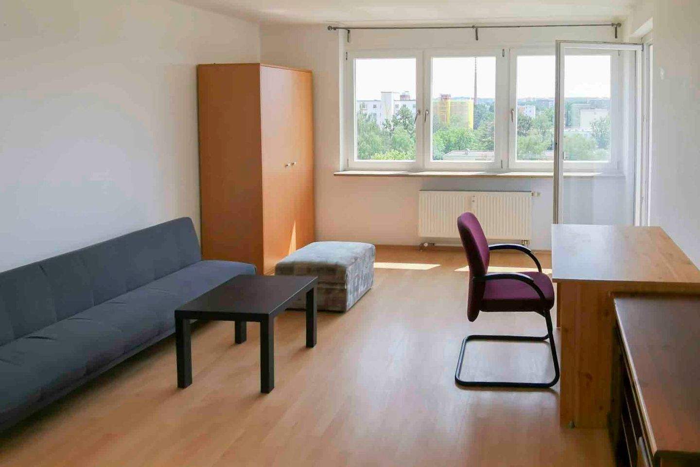 ** Über 5 % Rendite im Nürnberger Süden - Aufzug, Balkon, gute Raumaufteilung und neue Küche ** – Nürnberg – Bild 1 von 7