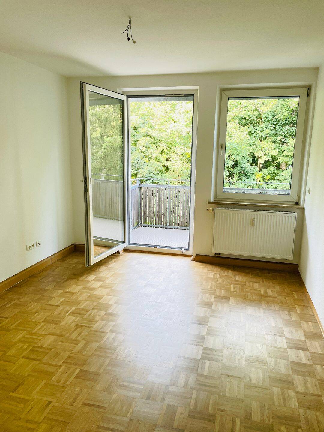 Gemütliche 2-Zimmer-Wohnung mit Balkon nahe Dutzendteich