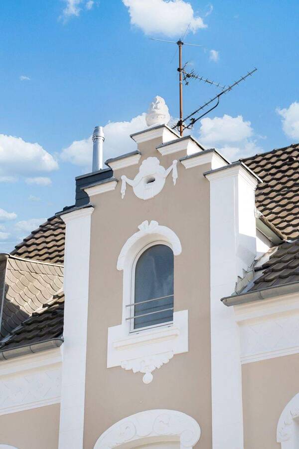 Haus in 51069 Köln mit 278 m² kaufen