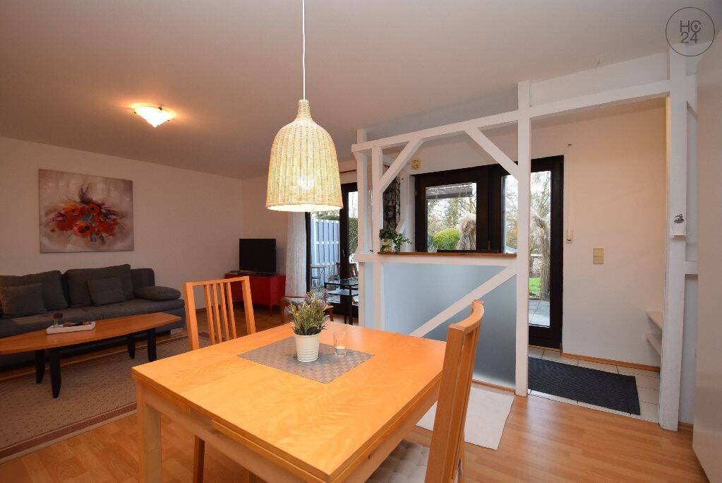 Helles möbliertes Apartment mit Küche, Internet und Stellplatz in Leverkusen – Leverkusen – Vorschaubild 2