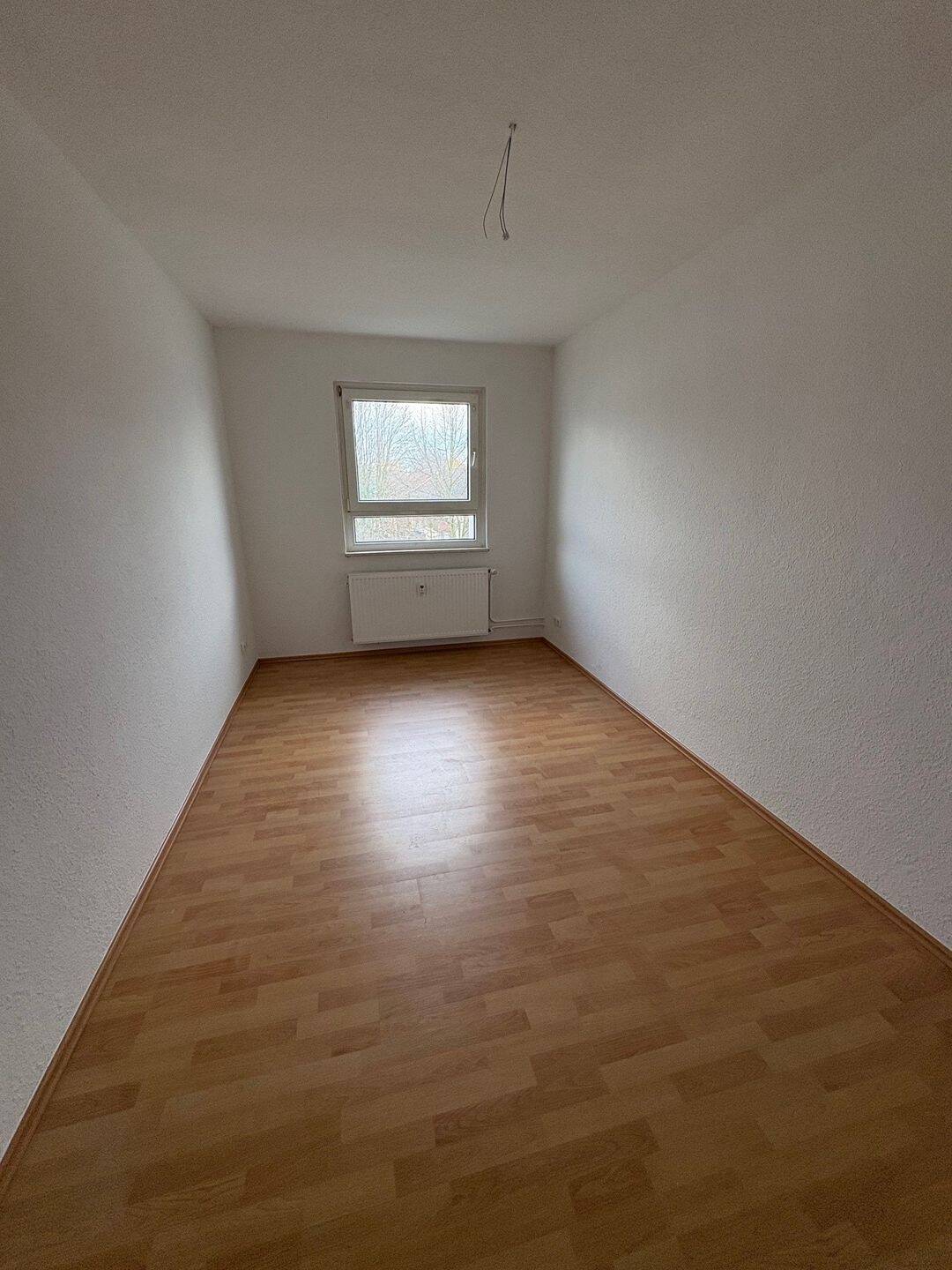 renovierte 3,5 Raum Wohnung mit Balkon in Bochum Leithe – Bochum – Vorschaubild 3