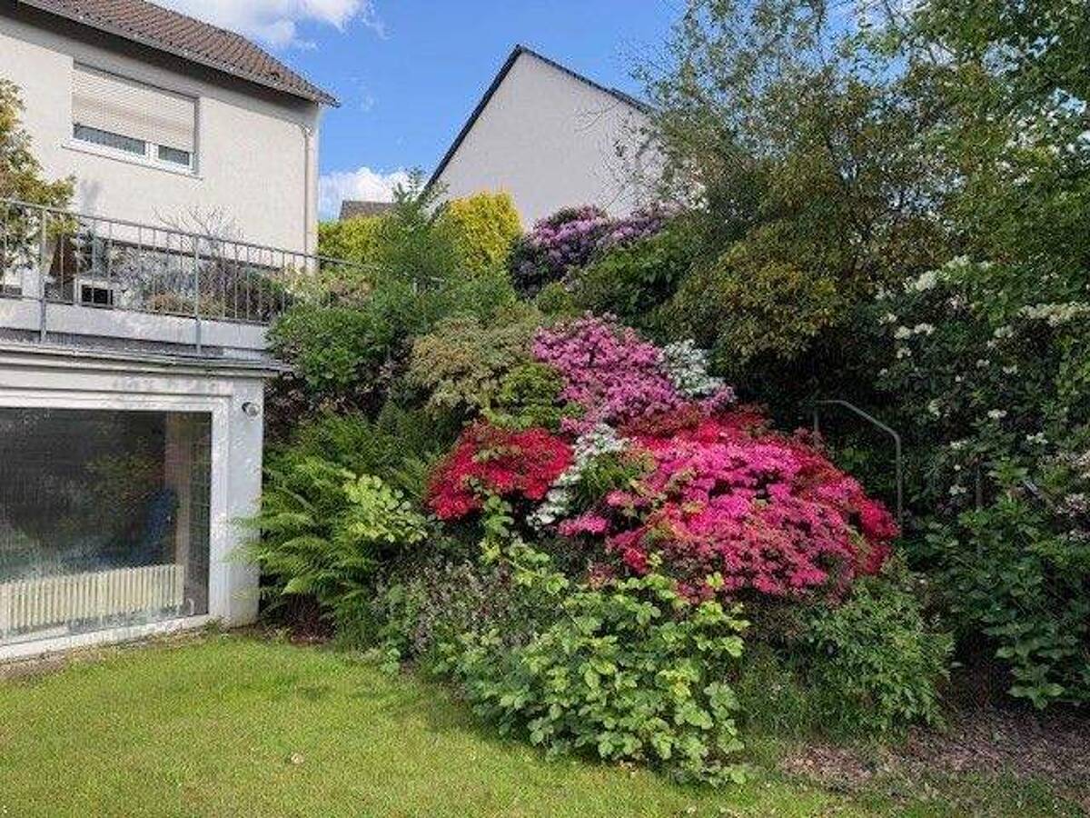 Einfamilienhaus in schöner Wohnlage in Essen-Burgaltendorf – 45289 Essen – Bild 1 von 9