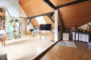 Kapitalanlage in Wiesbaden: Charmante Altbau-Maisonette im Fachwerkensemble - Rendite über 5 % – 65205 Wiesbaden – Vorschaubild 2