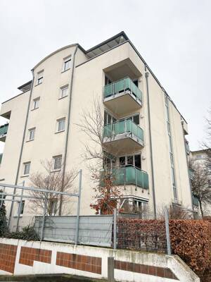 Provisionsfreie und bezugsfreie 1,5-Zimmer-Wohnung mit Tiefgaragenstellplatz!
