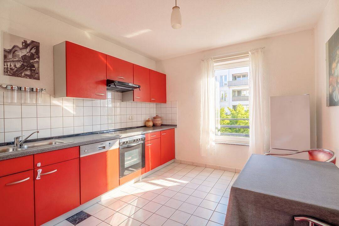 Urbanes Familienidyll mit Garten-Oase - 3-Zimmer mit Loggia – Berlin – Vorschaubild 4