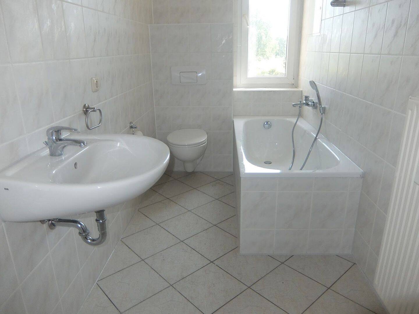 Kleine bezahlbare 2,5-Zimmer-Wohnung – Chemnitz – Vorschaubild 8