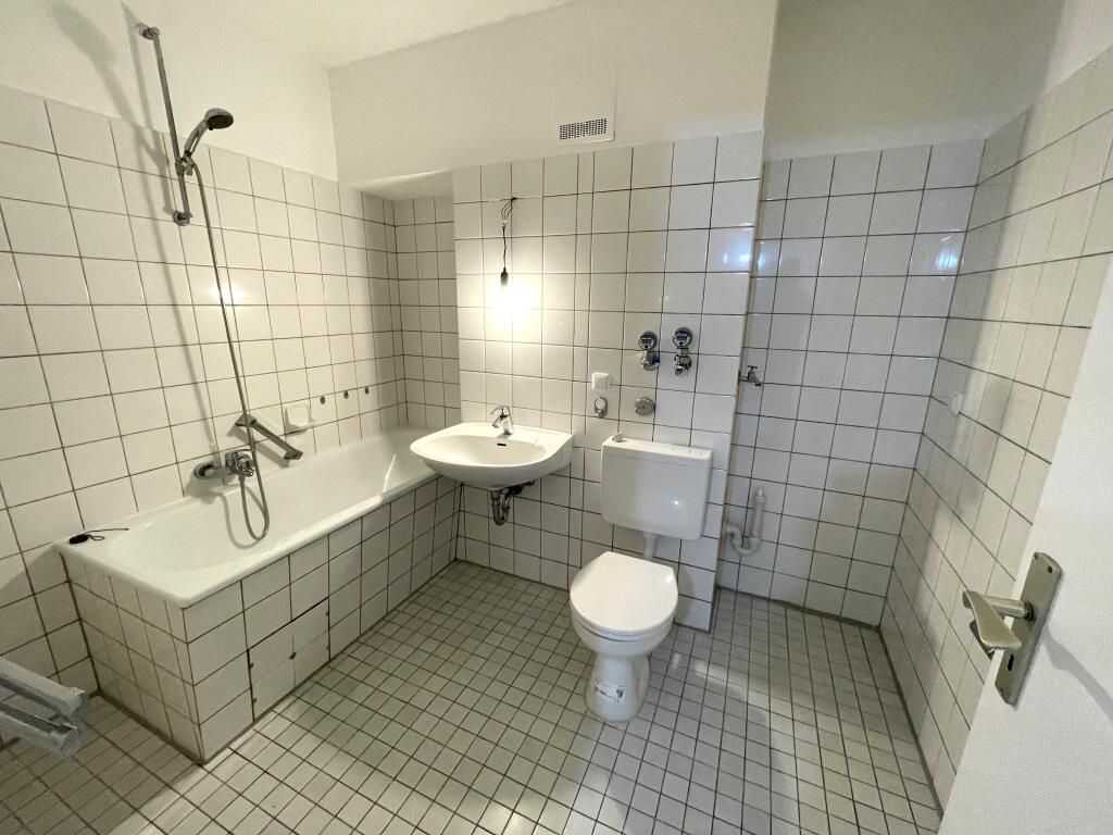 Charmante 2-Zimmer-Wohnung mit Laminatboden in Wolfsburg – Wolfsburg – Vorschaubild 8