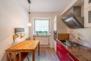 ***Wohnen auf drei Ebenen - mit Platz für Familie, Gäste und Homeoffice in Bremen-Kattenesch – 28277 Bremen – Vorschaubild 6