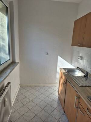 Freie 1Raumwohnung im 2. Obergeschoss mit EBK – 4349 Leipzig – Vorschaubild 3