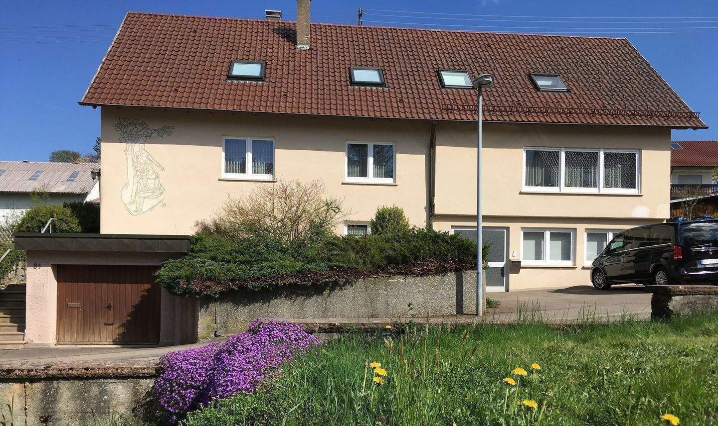 Gewerbe- und Lagerraum ca. 120 m² mit großem freistehendem Wohnhaus, Aufzug, 4 Garagen und Garten – Meßstetten – Vorschaubild 7