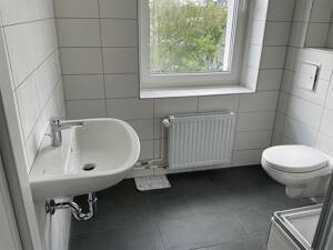 Schöne 2- Zimmerwohnung am Südfriedhof zu vermieten! – 24114 Kiel – Vorschaubild 8