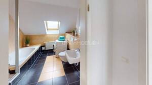 Lichtdurchflutete Dachgeschosswohnung mit Loft-Charakter – 18146 Rostock – Vorschaubild 9