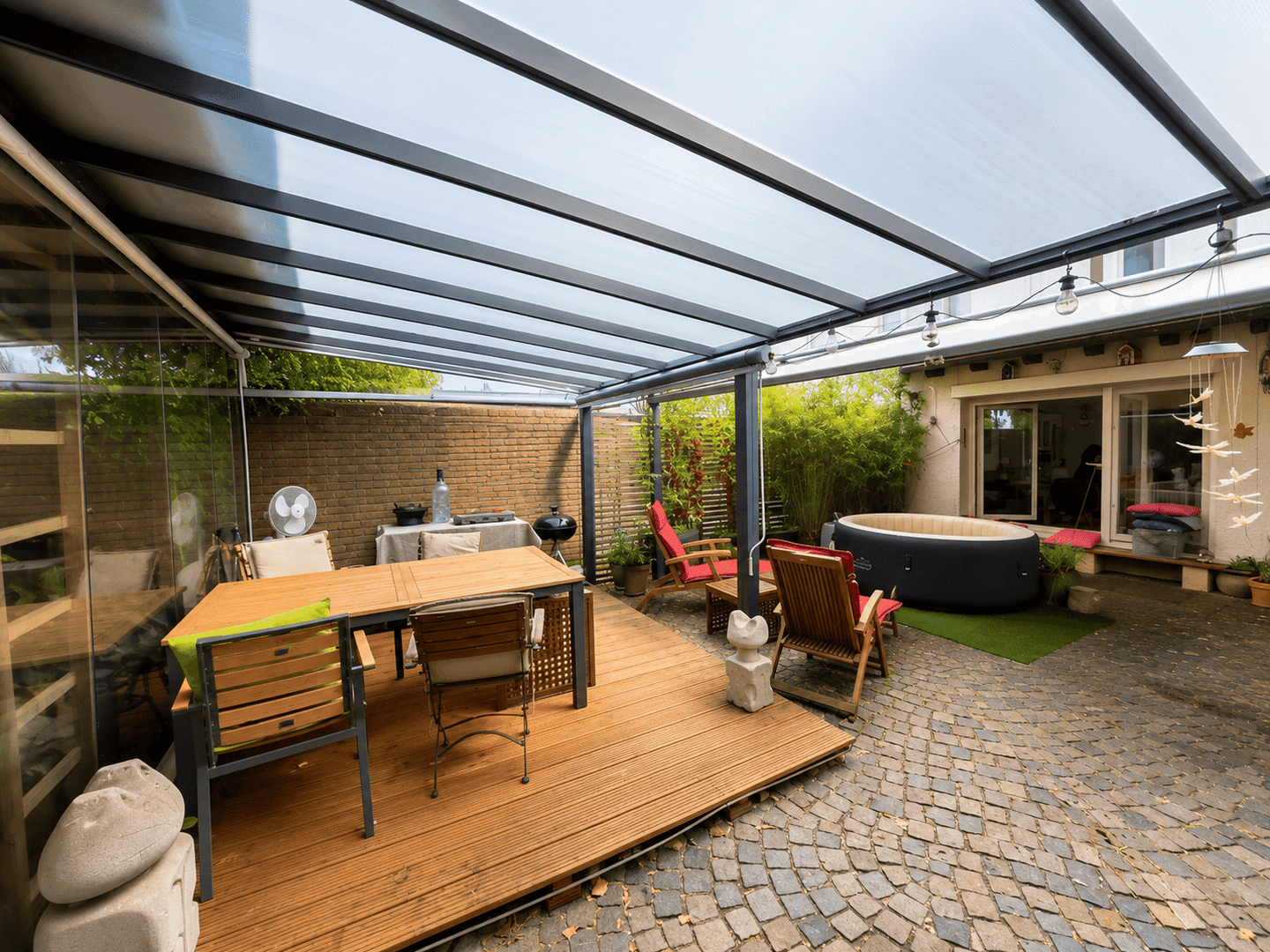 Exklusives Wohnen auf zwei Ebenen - stilvolle Erdgeschosswohnung mit Privatgarten – Köln – Vorschaubild 9