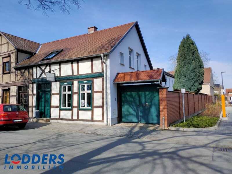 Großzügiges Einfamilienhaus mit vielen Möglichkeiten – Stendal – Bild 1 von 9