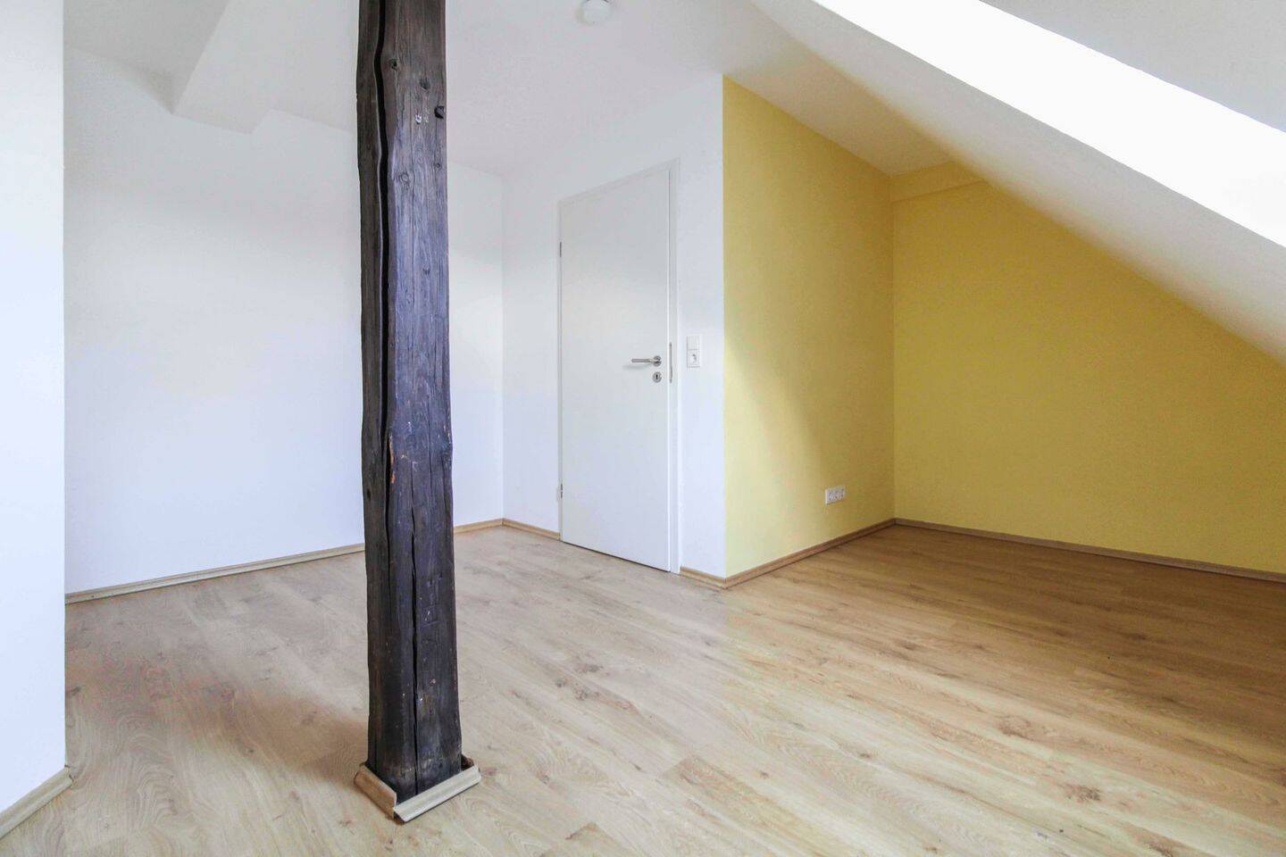 Mitten in der Stadt! 4,5-Zi.-Maisonettewohnung mit Aufzug & Wintergarten – Magdeburg – Vorschaubild 7