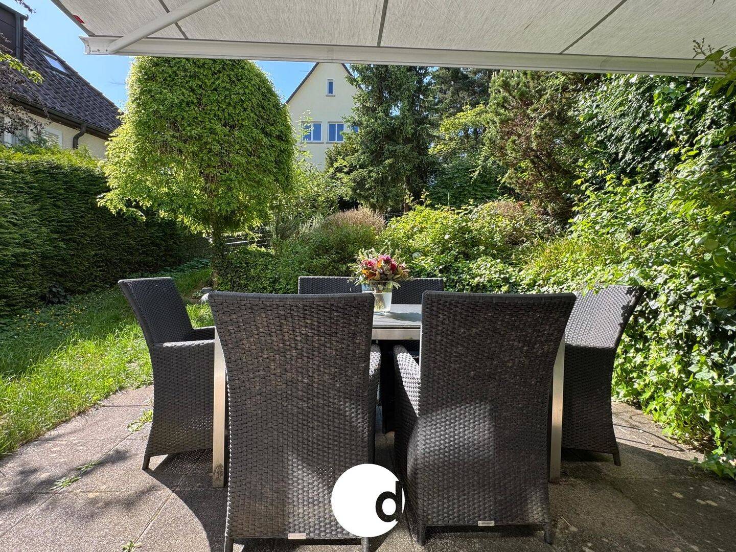 Attraktive Eigentumswohnung mit 2 Terrassen und Gartenanteil in Stuttgart-Nord – Stuttgart – Bild 1 von 9