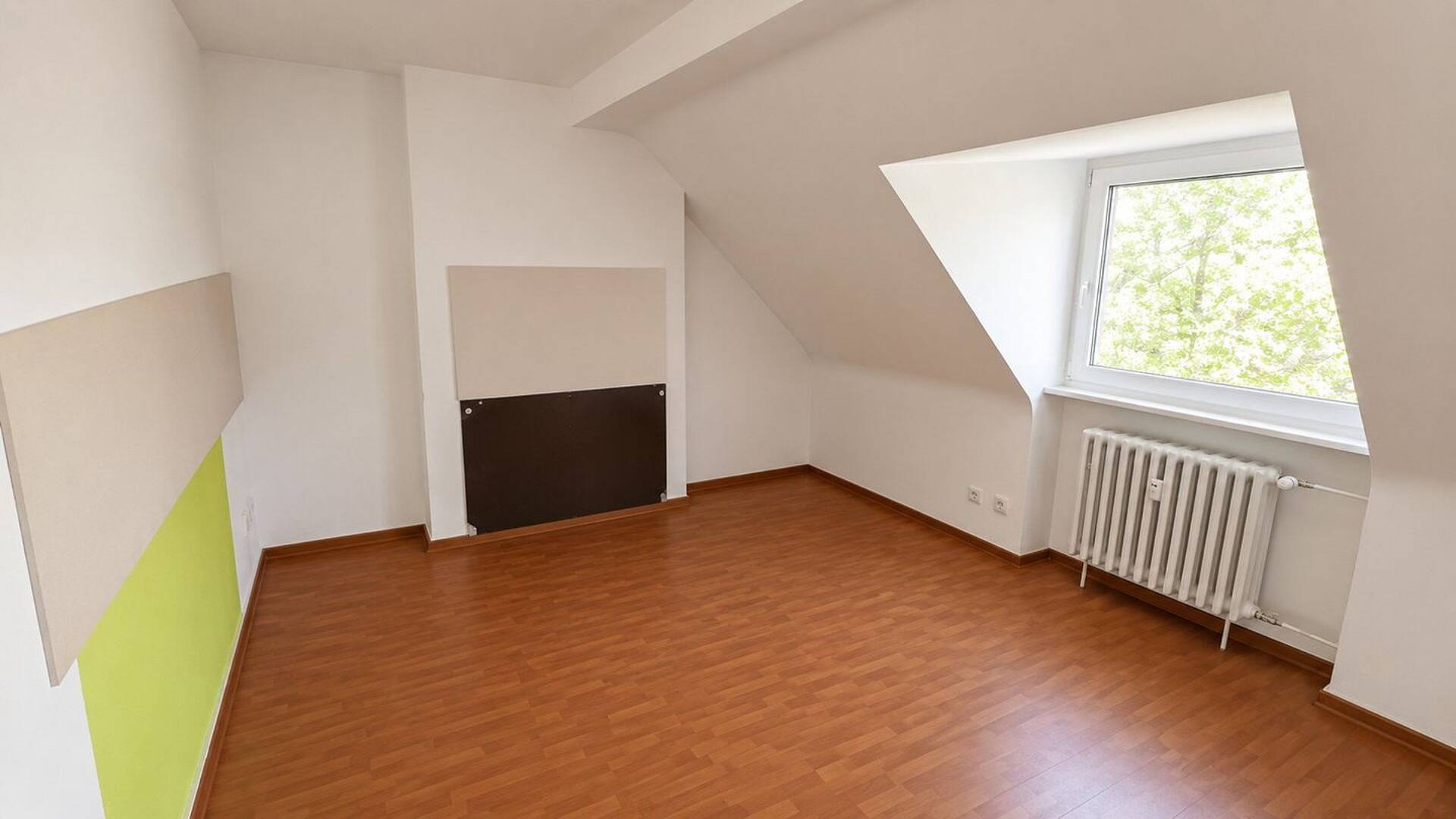 Dachgeschosswohnung in 50668 Köln mit 42 m² kaufen