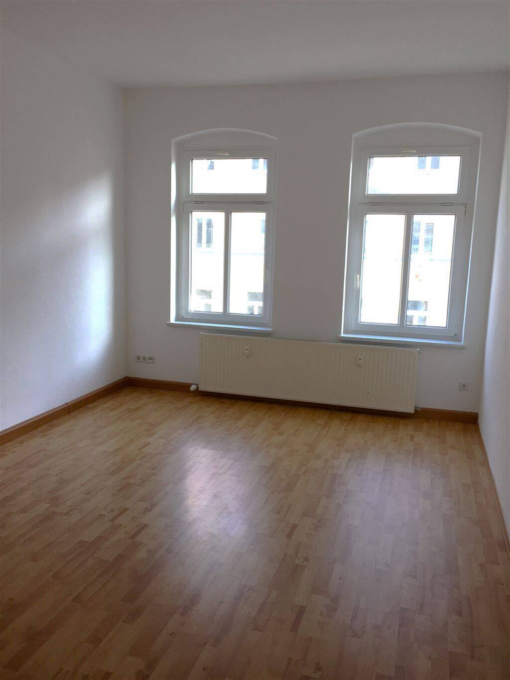 Charmante 3-Zimmer-Whg. mit Balkon ** – Chemnitz – Vorschaubild 2