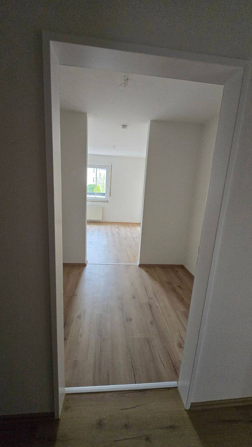 Schöne 2-Raum-Wohnung mit Balkon und TG in Eisenach zu vermieten – Eisenach – Vorschaubild 5