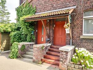RESERVIERT! Historisches Steigerhaus! Zweifamilienhaus mit separaten Eingängen und großzügigem Gartenparadies" – 45327 Essen – Vorschaubild 2