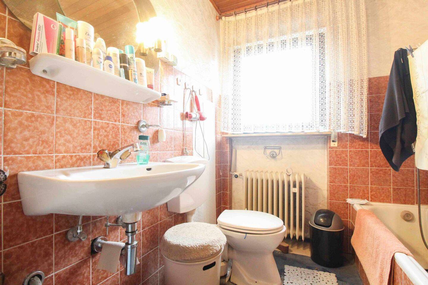 Charmantes Zwei- bis Dreifamilienhaus mit grüner Oase und hervorragender Lagequalität in Wörrstadt – Wörrstadt – Vorschaubild 8