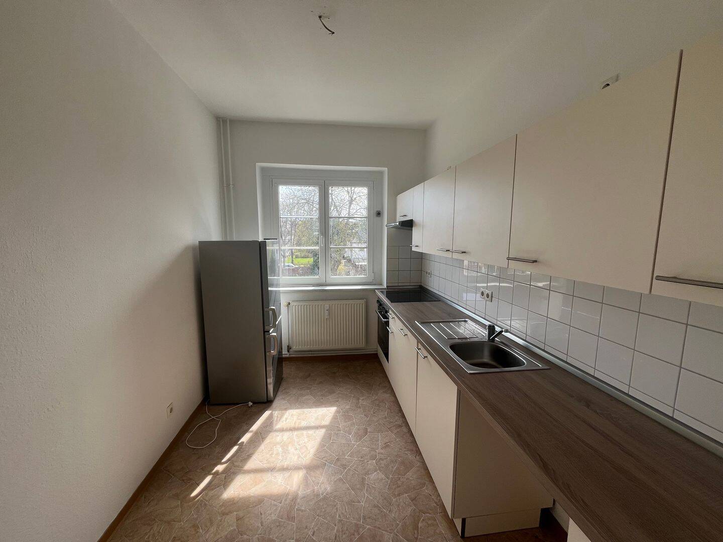 Moderne 3-Zimmer-Wohnung mit Balkon in Chemnitz – Chemnitz – Vorschaubild 3