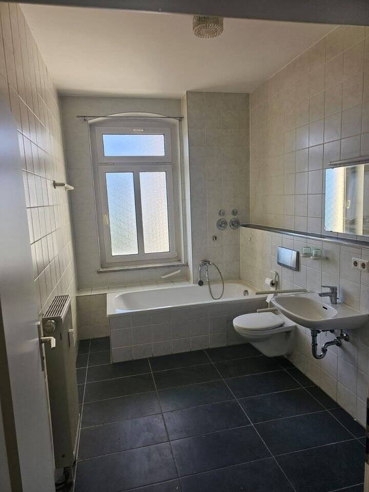 WG-geeignete Wohnung am Fuße des Kaßbergs – Chemnitz – Vorschaubild 3