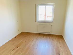 Drei Zimmer mit Blick über Striesen ! – 1277 Dresden – Vorschaubild 5