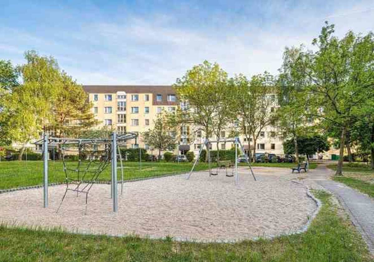 3-Zimmer-Wohnung mit Balkon sucht Nachmieter – 1129 Dresden – Bild 1 von 5