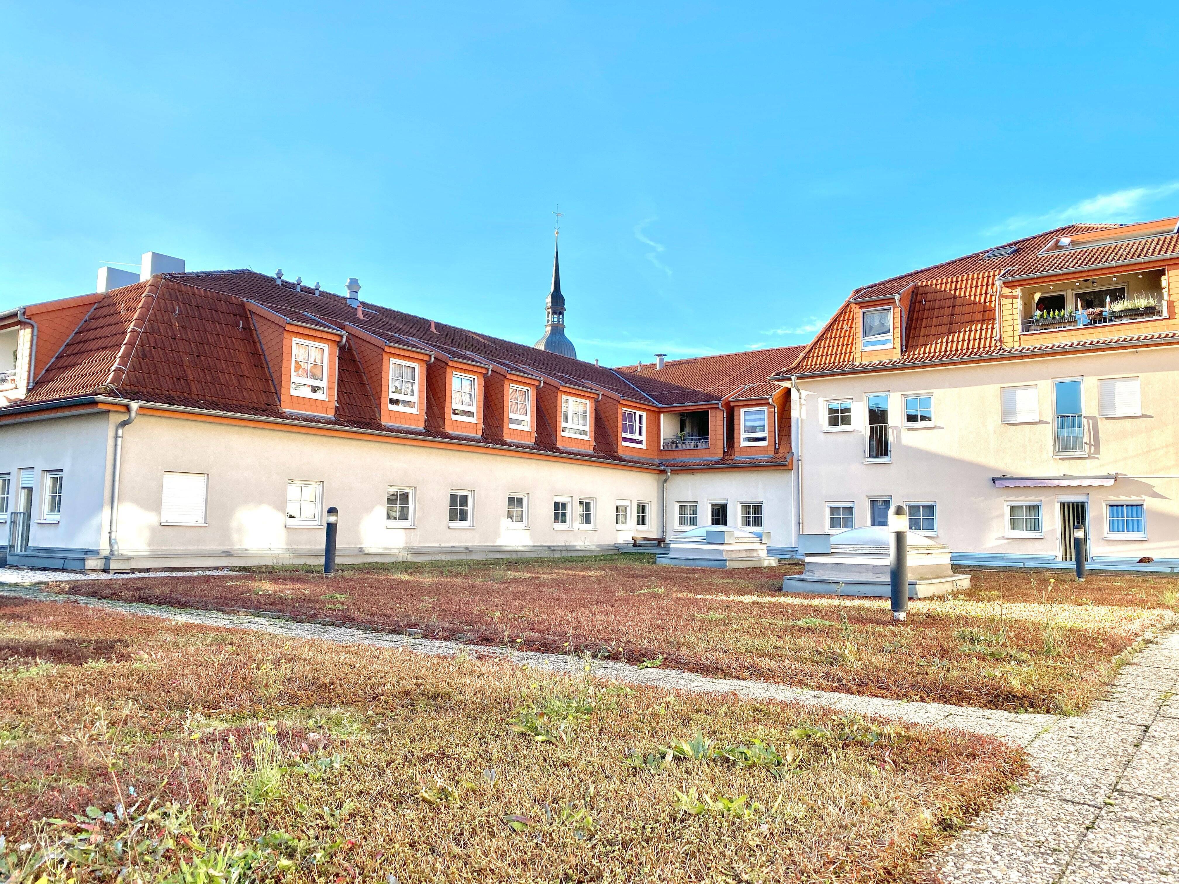 3100 qm - Unglaubliches Immobilienpaket mit 10 % Rendite Potenzial – Pößneck – Bild 1 von 9