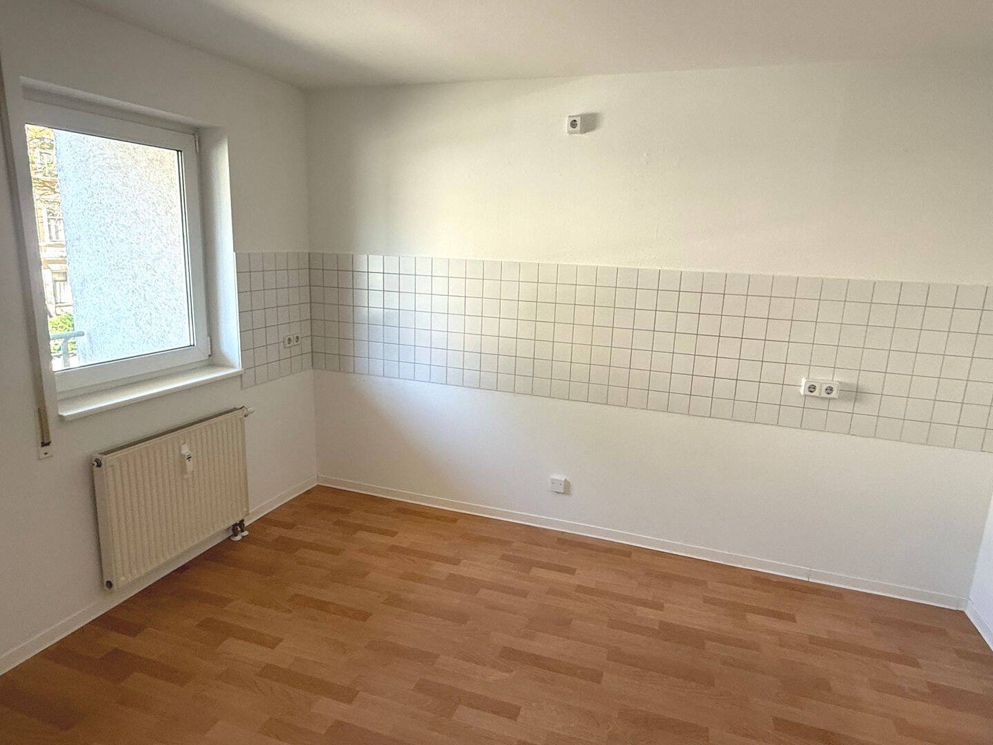 BARRIEREFREI - 2-Raum-APARTMENT MIT 2 BALKONEN - SENIOR LIVING - – Chemnitz – Vorschaubild 4
