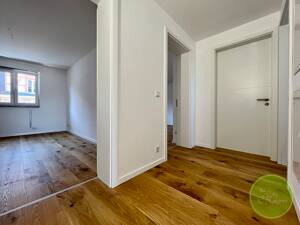 ** NEUbau & "neuer" AltbauCharme mit über 42 QM Wohnzimmer ** 4 Zimmer ** Nähe Wiesengrund ** – 90766 Fürth – Vorschaubild 5