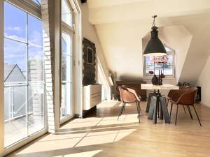 DAS GESAMTE DACHGESCHOSS - Ruhige Lage im Märchenviertel mit Dachterrasse & zwei Balkonen – 81739 München – Vorschaubild 4