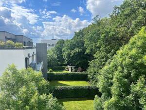Lichtdurchflutete Endetage mit drei großzügigen Außenflächen und Blick ins Grüne in ruhiger & zentraler Lage - Provisionsfrei! – 22419 Hamburg – Vorschaubild 9