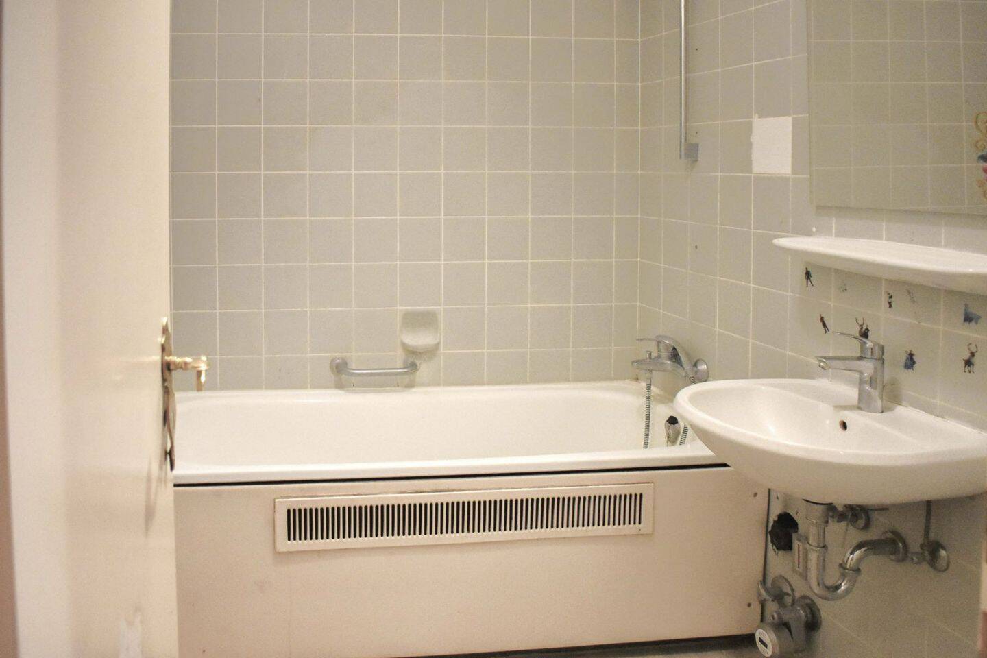 Renovieren und Wohlfühlen: Eigentumswohnung mit Loggia nahe den Vogelstang-Seen mit Stellplatz – Mannheim – Vorschaubild 4
