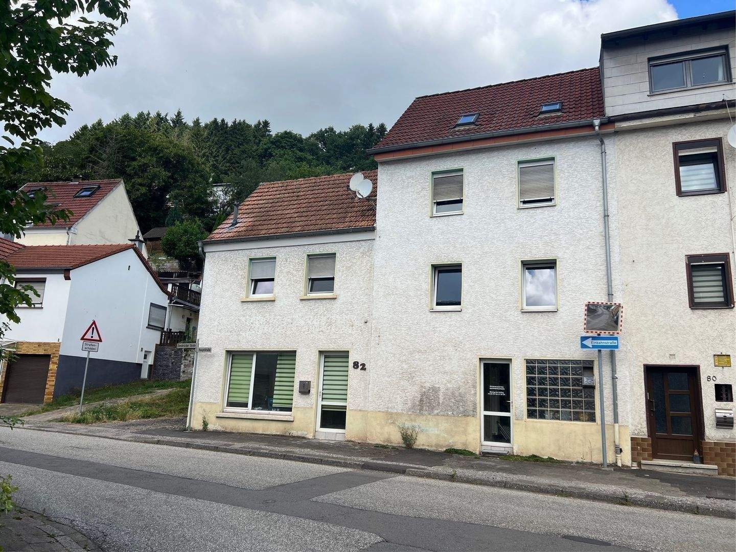 Einfamilienhaus in zentraler Lage in Thaleischweiler- Fröschen – Thaleischweiler-Fröschen – Bild 1 von 9