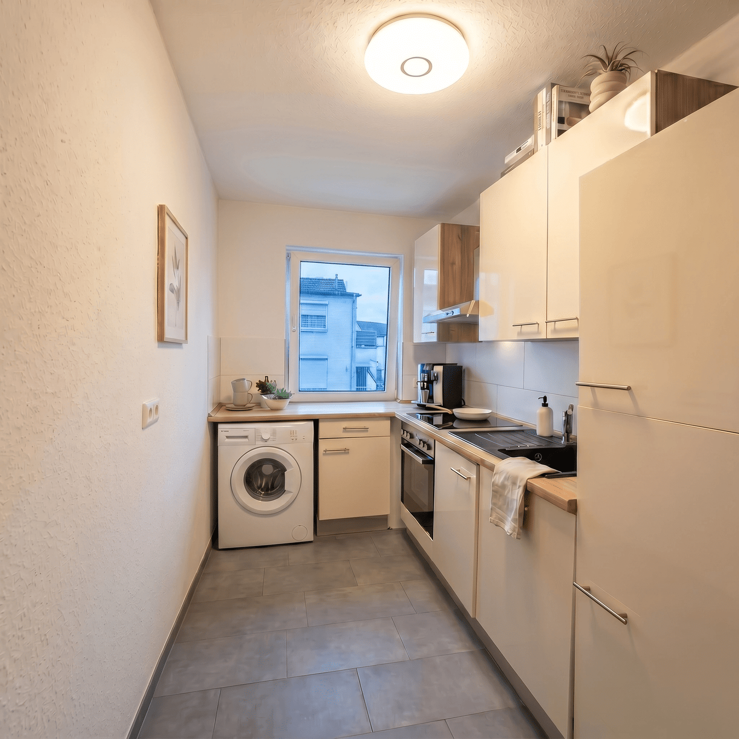 Sanierte 3-Zimmer Wohnung mit Garage und Keller! – Bremen – Vorschaubild 3