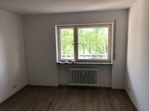 Grosszügige 3-Zimmer-Wohnung mit Südbalkon und Blick ins Grüne stadtnah in Stuttgart-Birkach – 70599 Stuttgart – Vorschaubild 5