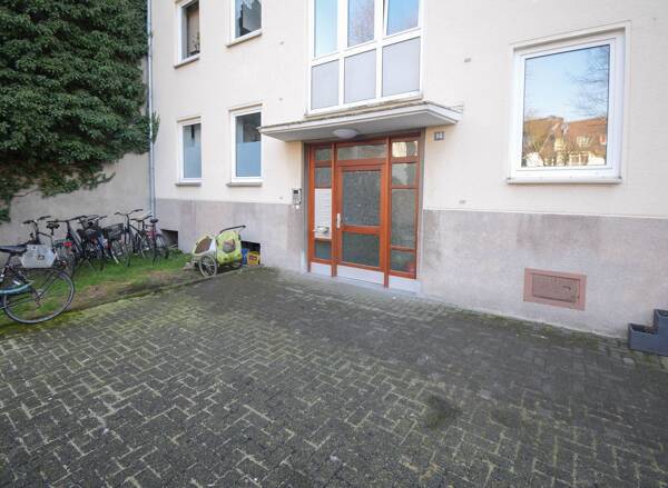 Etagenwohnung in 50733 Köln mit 67,99 m² kaufen