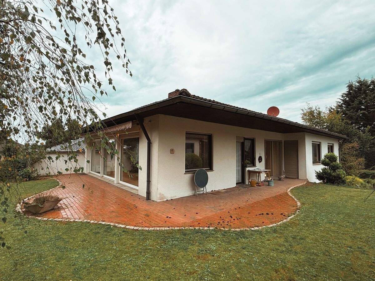Einfamilienhaus in traumhafter Waldrandlage - Koblenz Arenberg – 56077 Koblenz – Bild 1 von 9
