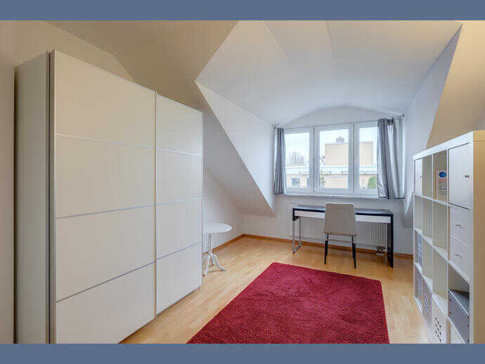 Möbliert: Gemütliche 3-Zimmer Wohnung mit Dachterrasse – München – Vorschaubild 5