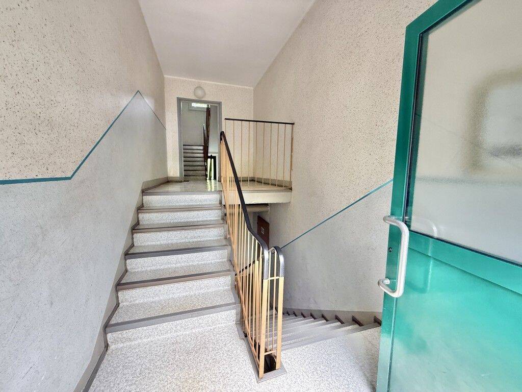 Eigentumswohnung mit 3 Zimmer und Balkon im Erdgeschoss – Berlin – Vorschaubild 3