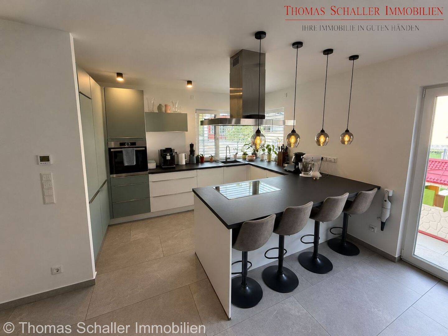 Großzügige DHH mit Galerie-Studio in ruhiger Sackgassenlage von Schwarzach bei Schwabach – Schwabach – Vorschaubild 4