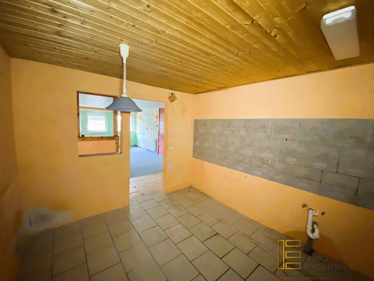 Ursprüngliches Einfamilienhaus umgebaut zum Zweifamilienhaus - Achtung Wohnrecht eingetragen – Gerach – Vorschaubild 8