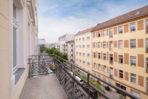 Urbanes Wohnen in zentraler Lage: Helle 2-Zimmer-Wohnung mit zwei Balkonen – 10555 Berlin – Vorschaubild 6